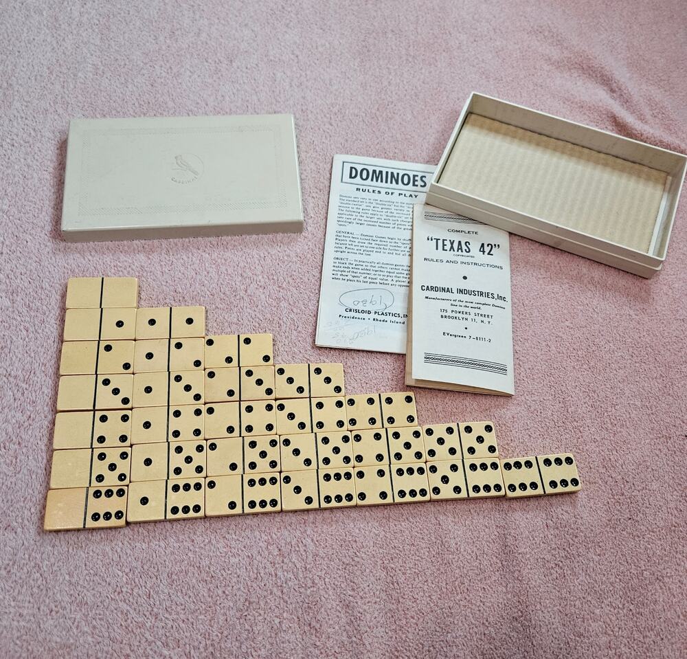 Vintage Cardinal Industries Texas 42 Dominoes Set (Double 6)